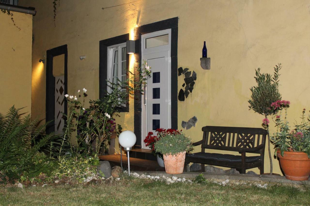 Fe Wo Am Alten Rathaus Άντερναχ Εξωτερικό φωτογραφία